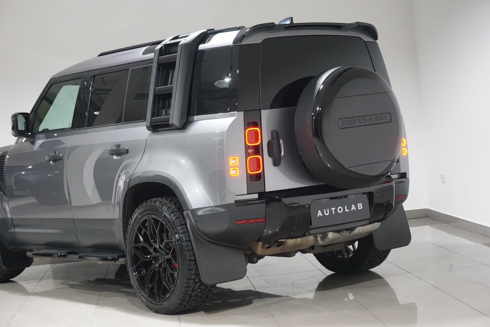 Land Rover Defender 110 3.0 D250 MHEV Hard Top SUV Auto 4WD MWB Euro 6 (s/s) 5dr